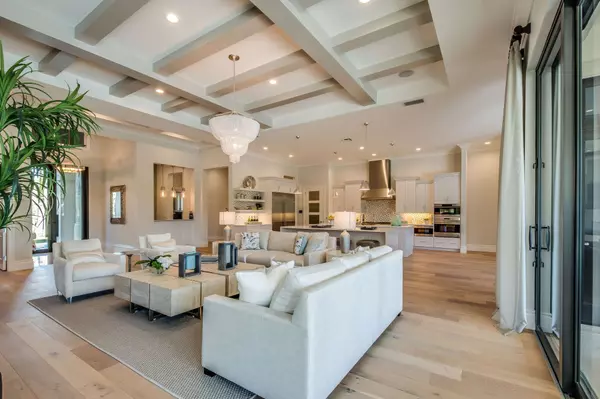 Jaimee Jacobson realtor selling northern utah real estate agent (11)