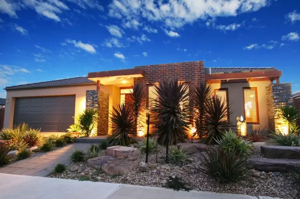 Leah Burr Realtor Arizona Real Estate Agent Arizona Home Team Realty One Group (33)