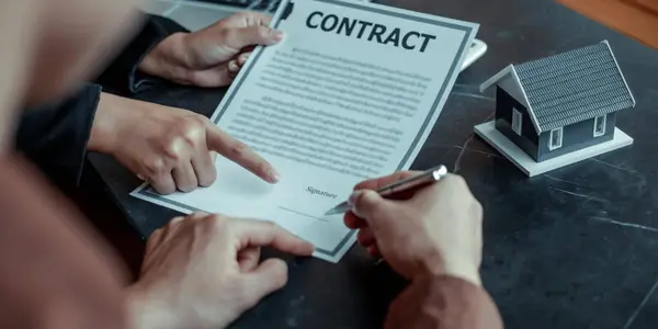 ¿Qué necesitas saber sobre los contratos de propiedades en pre-construcción?,Martha Lopez