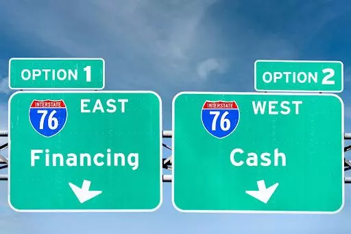 feature image of The Pros and Cons of Cash vs. Financing