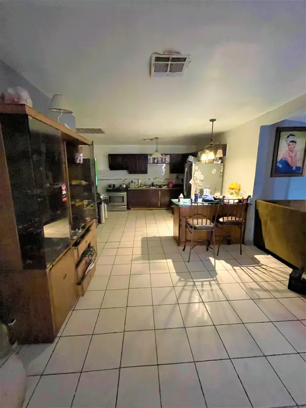 1933 E Oak St, Phoenix, AZ 85006