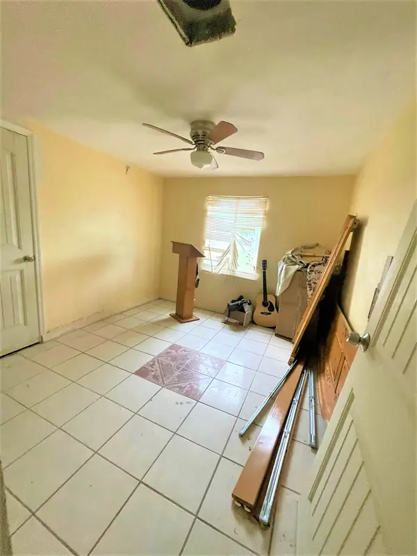 3115 W Monte Vista Rd, Phoenix, AZ 85009