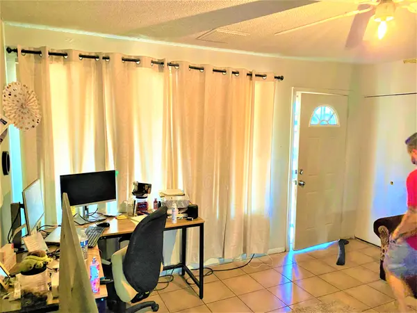 4932 W Cypress St, Phoenix, AZ 85035