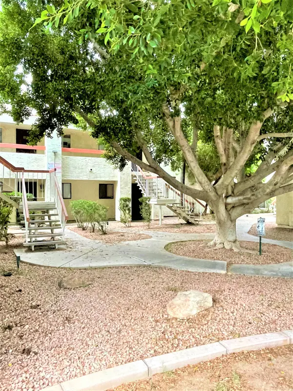 3119 W Cochise Dr #245, Phoenix, AZ 85051