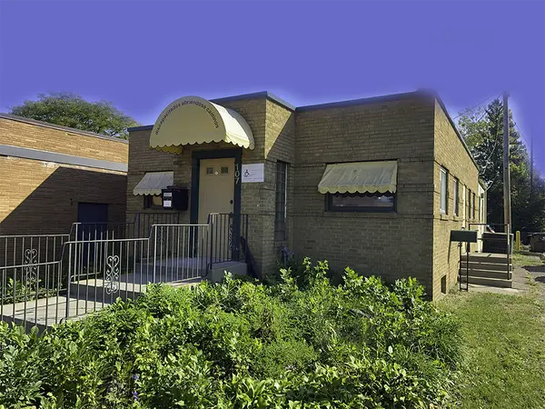 107 7th Ave S, South St Paul, MN 55075