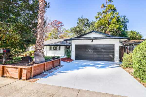 1193 Redoaks Dr, San Jose, CA 95128