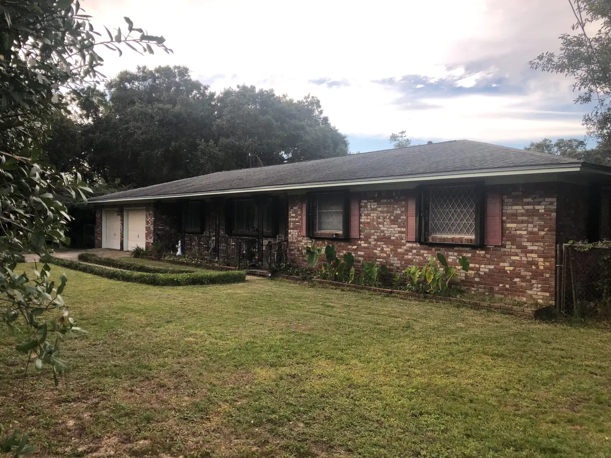 28 Mohawk Trl, Pensacola, FL 32506