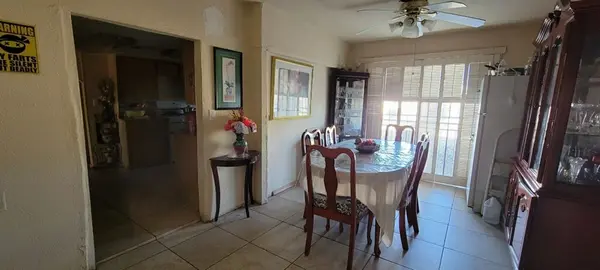 5829 N. 61st Lane Glendale, Az  85031,