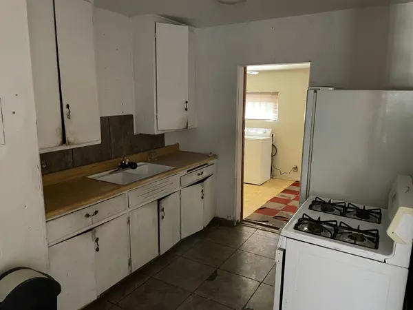3047 W Pima Rd Phoenix, Az 85009,