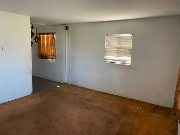 3047 W Pima Rd Phoenix, Az 85009,