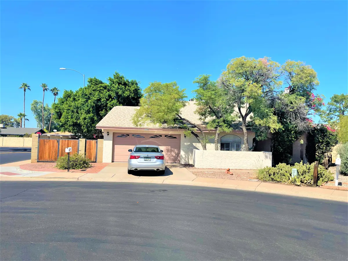1556 W Impala Ave, Mesa, AZ 85202