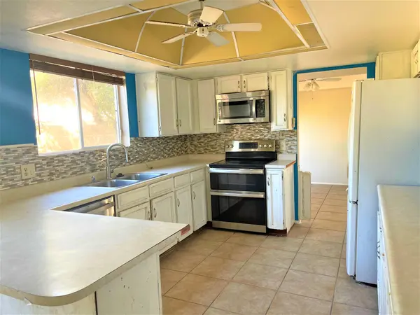 1556 W Impala Ave, Mesa, AZ 85202