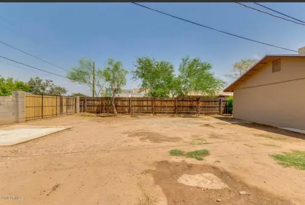 2084 E Don Carlos Ave, Tempe, AZ 85281
