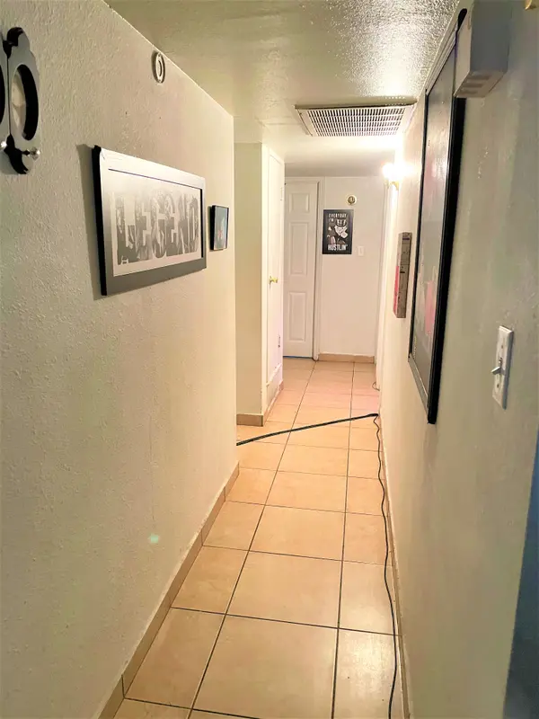 2239 W Bethany Home Rd, Phoenix, AZ 85015