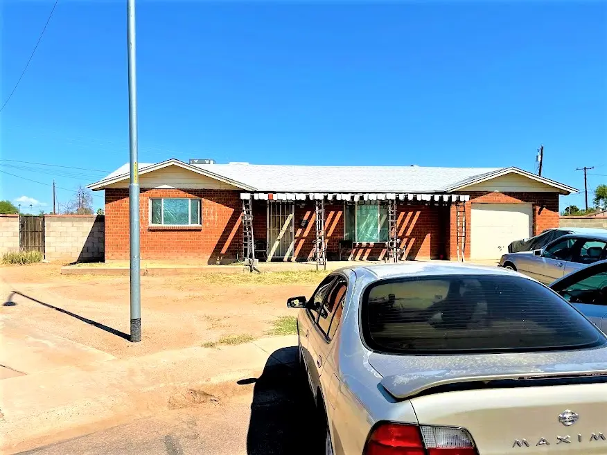3037 N 41st Dr, Phoenix, AZ 85019