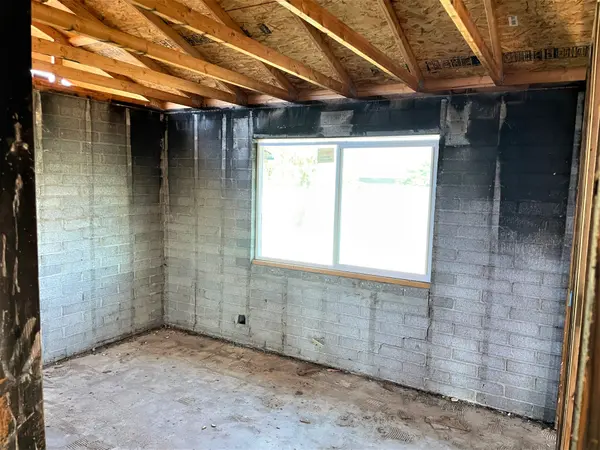 2132 E Mobile Ln Phoenix, Az 85040,