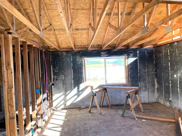 2132 E Mobile Ln Phoenix, Az 85040,