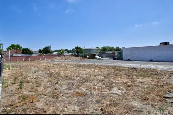 9429 Artesia Blvd, Bellflower, CA 90706