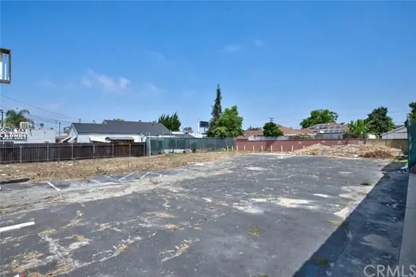 9429 Artesia Blvd, Bellflower, CA 90706