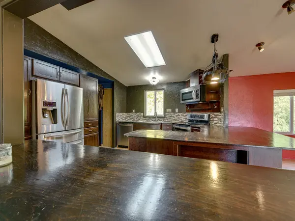227 Nevada Dr, Longview, WA 98632
