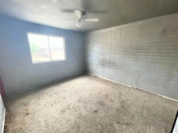 4908 W Krall St, Glendale, AZ 85301