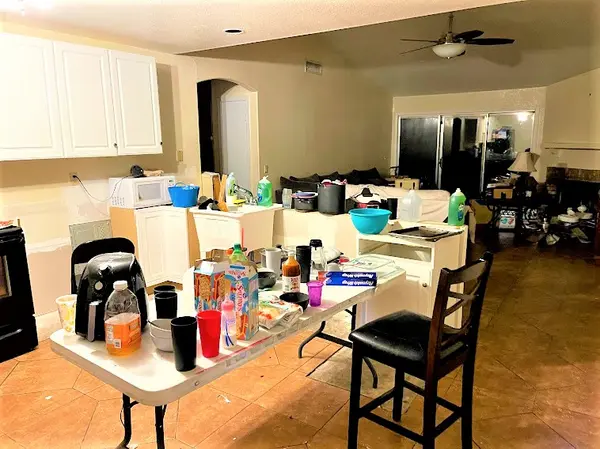 7744 W Yucca St, Peoria, AZ 85345