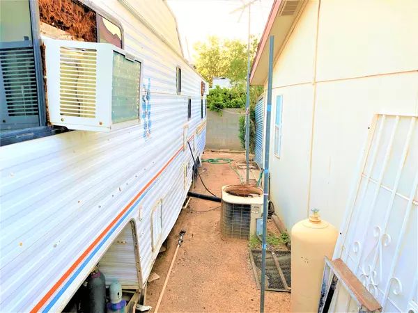 7737 E Gale Ave, Mesa, AZ 85209
