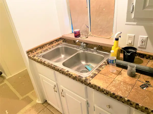 7737 E Gale Ave, Mesa, AZ 85209