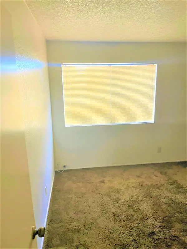 3242 W Las Palmaritas Dr, Phoenix, AZ 85051