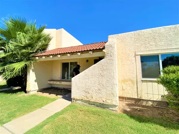 5740 N 43rd Ln, Glendale, AZ 85301