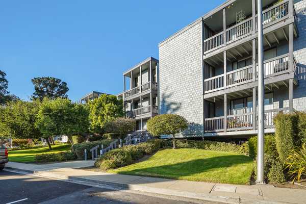 651 Port Dr #203, San Mateo, CA 94404