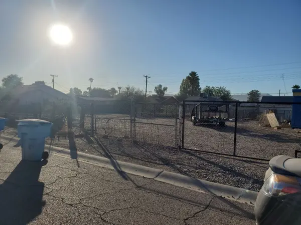 610 W Mobile Ln Phoenix AZ 85041