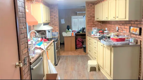 106 S 74th St, Mesa, AZ 85208