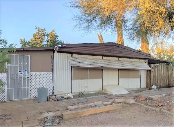 9256 E Enid Ave, Mesa, AZ 85208