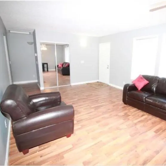 55 Whitnel Clos NE, Calgary, AB T1Y 4J1