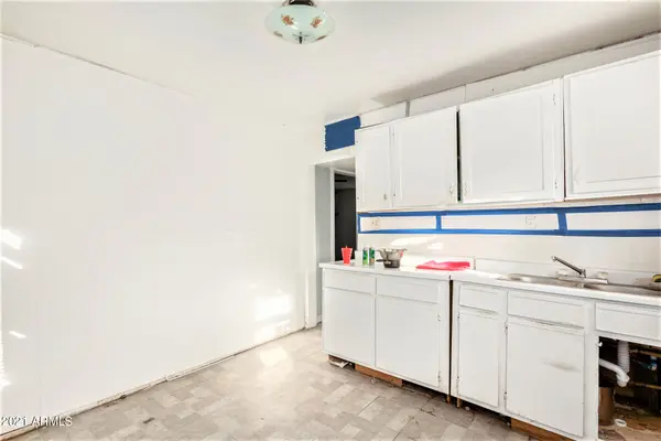 1109 N 24th Pl, Phoenix, AZ 85008-4910
