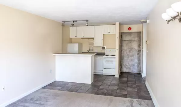 Bethesda, MD 20817,7505 Democracy Blvd #310