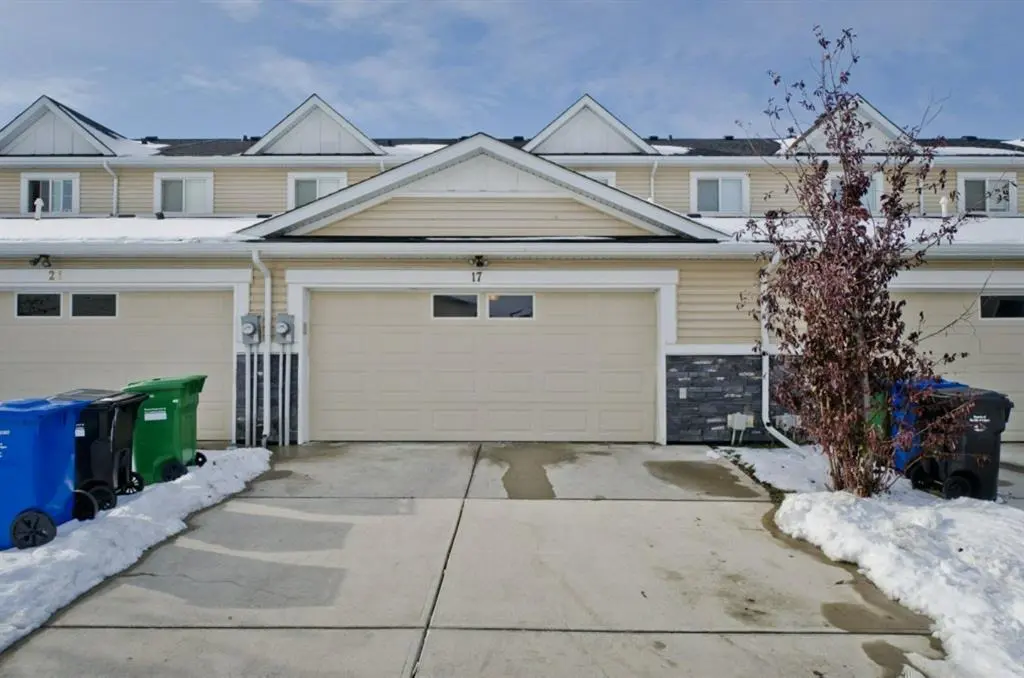 17 Saddlelake Aly NE, Calgary, AB T3J 0M5