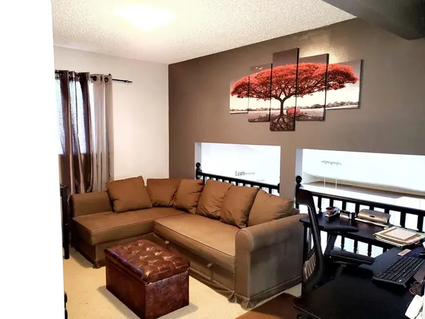 6855 Temple Dr NE, Calgary, AB T1Y 5E7