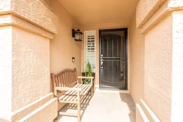 5700 W Megan St, Chandler, AZ 85226