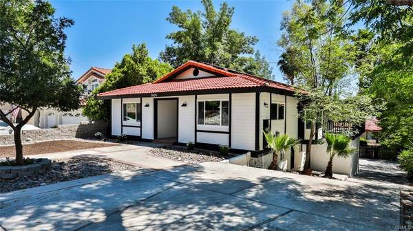30476 Cinnamon Teal Dr, Canyon Lake, CA 92587