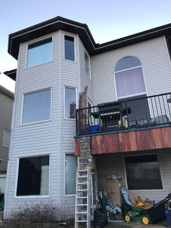 Rocky Ridge Dr NW, Calgary, AB T3G