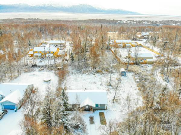 2530 E McNeese Pkwy, Wasilla, AK 99654