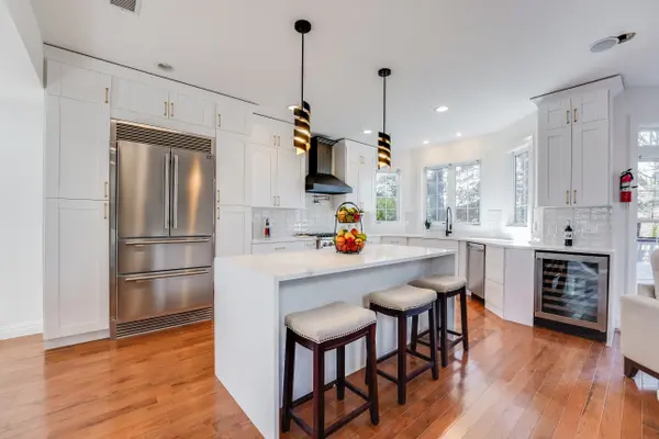 2157 Jones Rd, Fort Lee, NJ 07024
