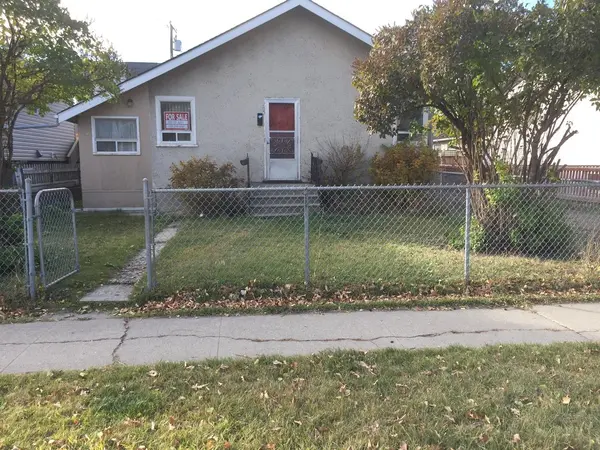203 11A St NE, Calgary, AB T2E 4N9