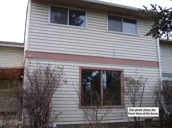 703 44 St SE, Calgary, AB T2A 3E3