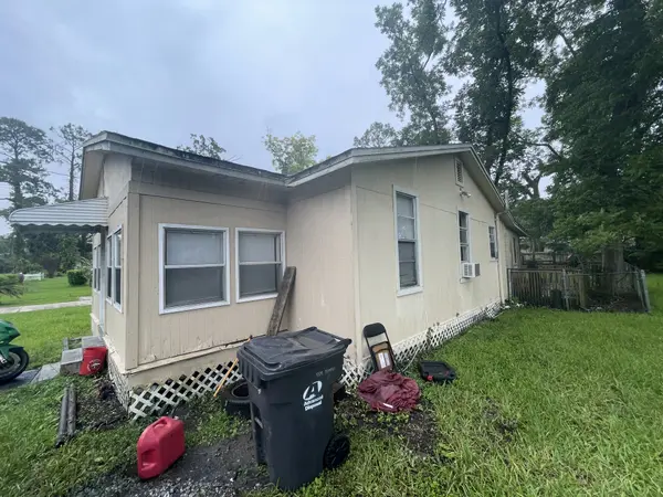 670 Drew St W, Jacksonville, FL 32234