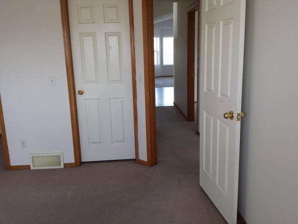 Martinvalley Rd NE, Calgary, AB T3J