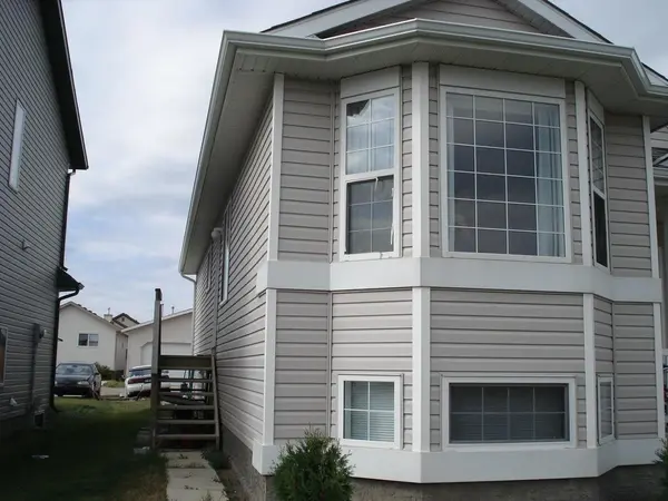Martinvalley Rd NE, Calgary, AB T3J