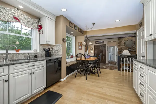 624 Meadow Dr, West Chester, PA 19380